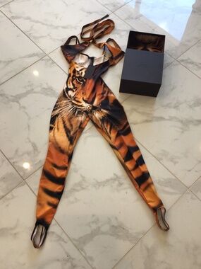 🔥 Skims x Cavalli WRAP CATSUIT | TIGER FACE PRINT Medium NWT&B